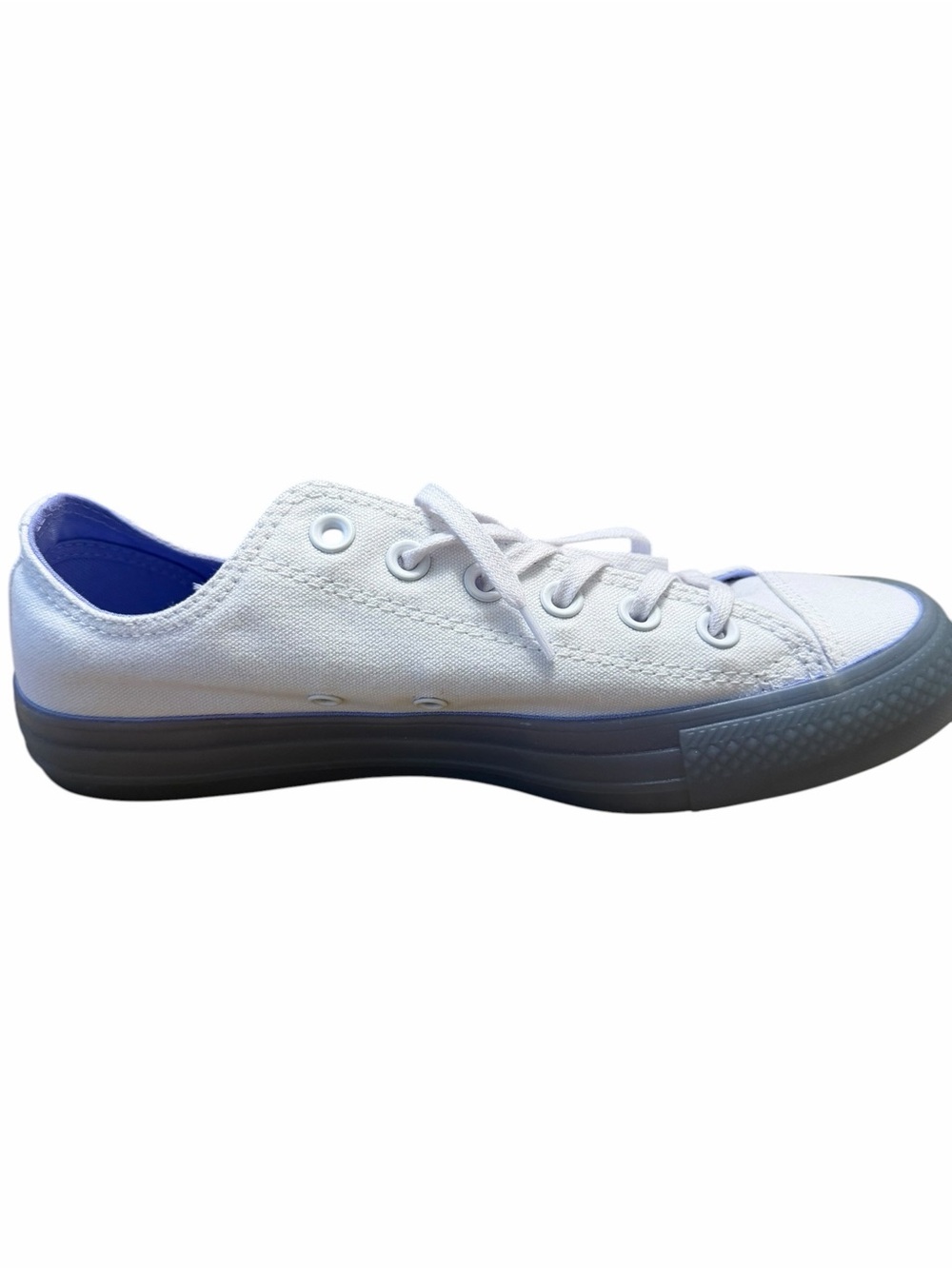 White canvas low top sneakers black sole minimalist casual skater Converse women - Picture 3 of 9